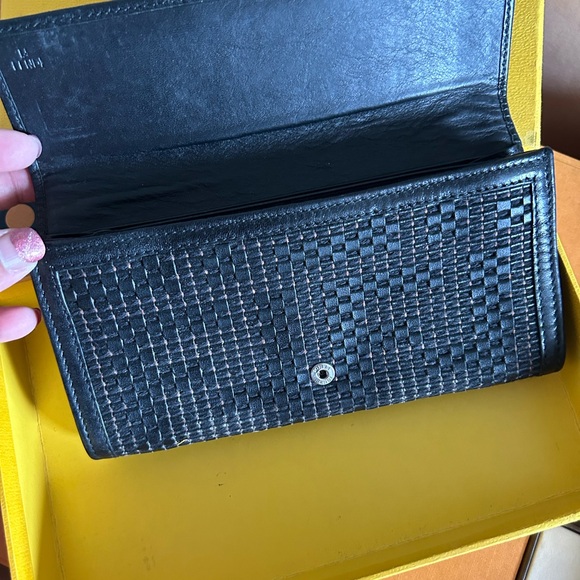 FENDI Medium Wallet - Picture 3 of 6